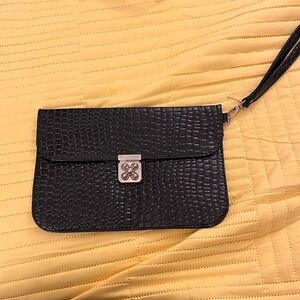 ⬇️PRICECDROP⬇️Clutch black wristlet purse